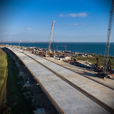 Дорожное покрытие Крымского моста будет выполнено с использованием полимеров